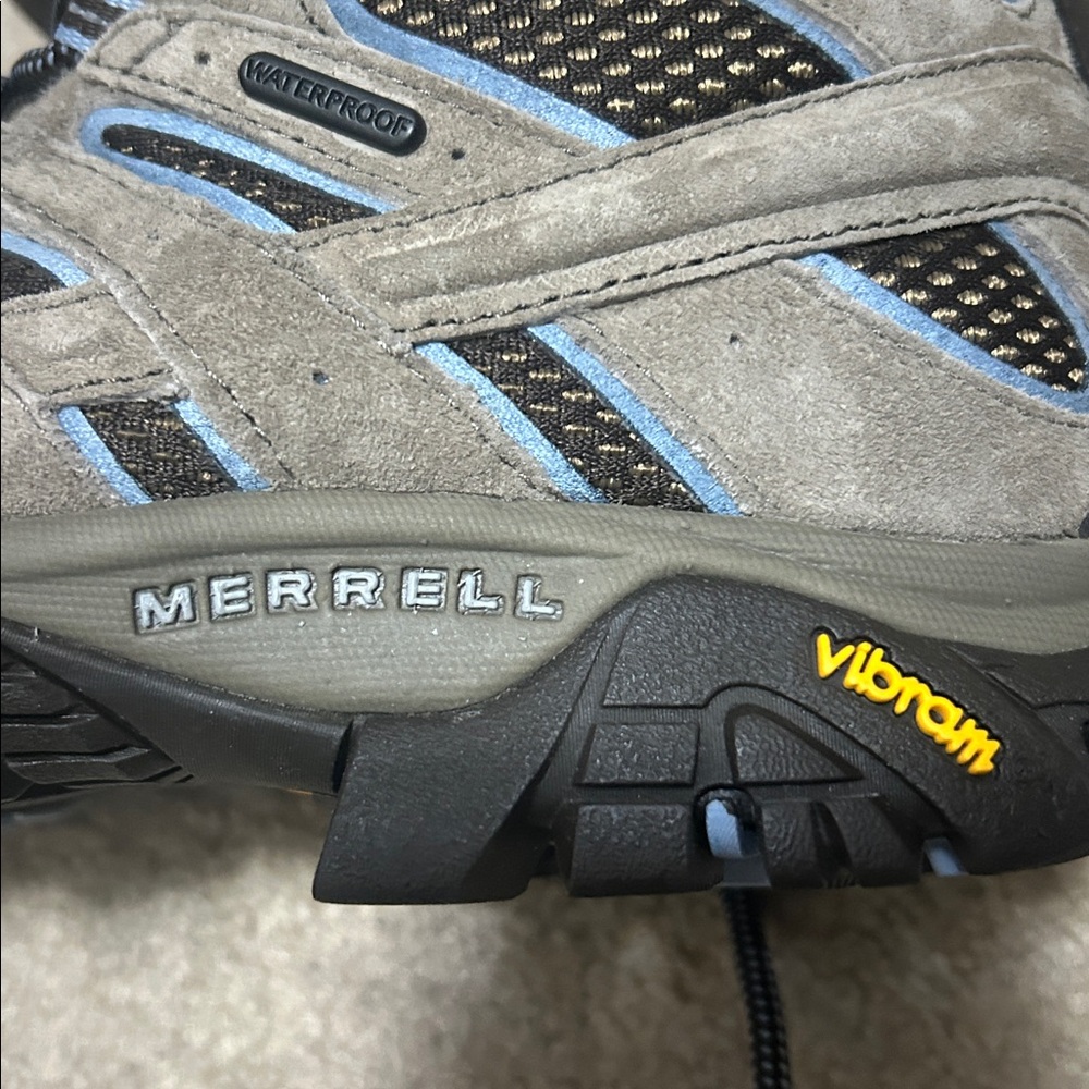 Merrell Shoes - Picture 10 of 11
